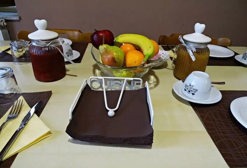 هتل Affittacamere Arancio