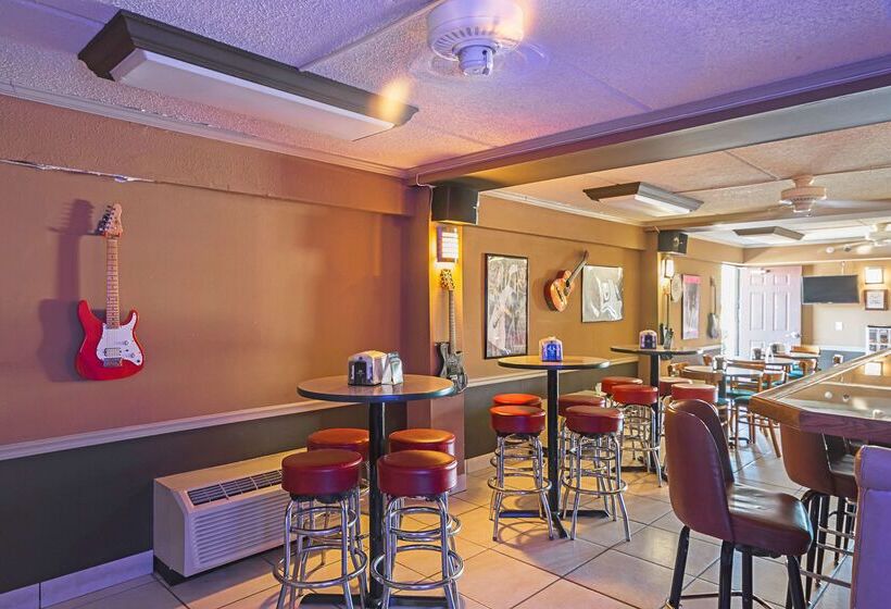 هتل Americas Best Value Inn & Suites Melbourne