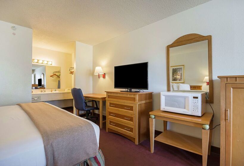 هتل Americas Best Value Inn & Suites Melbourne