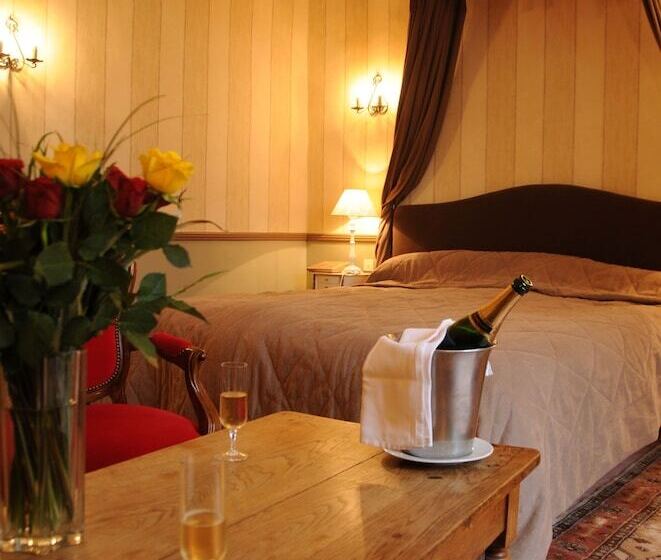 فندق Chateau D Ayres Hôtel & Spa