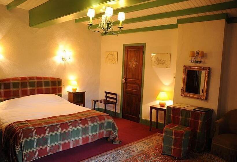 בית מלון כפרי Chateau D Ayres Hôtel & Spa