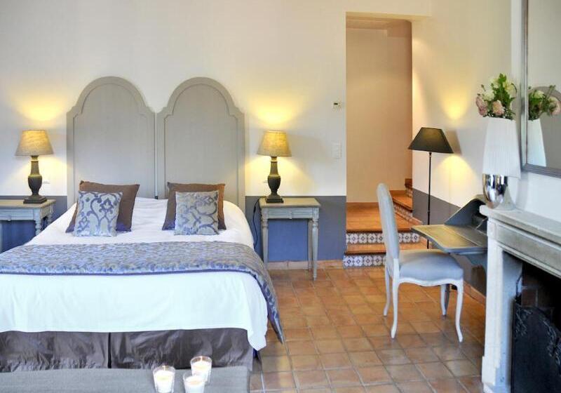 فندق Chateau De Berne