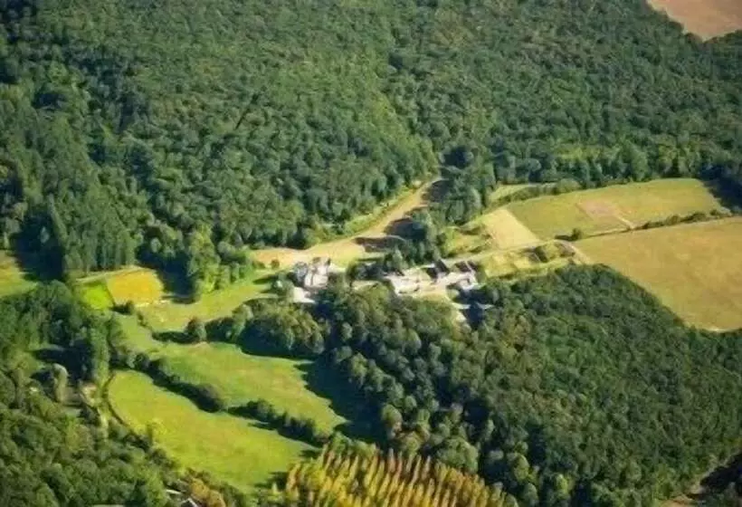 Отель Domaine De Brou