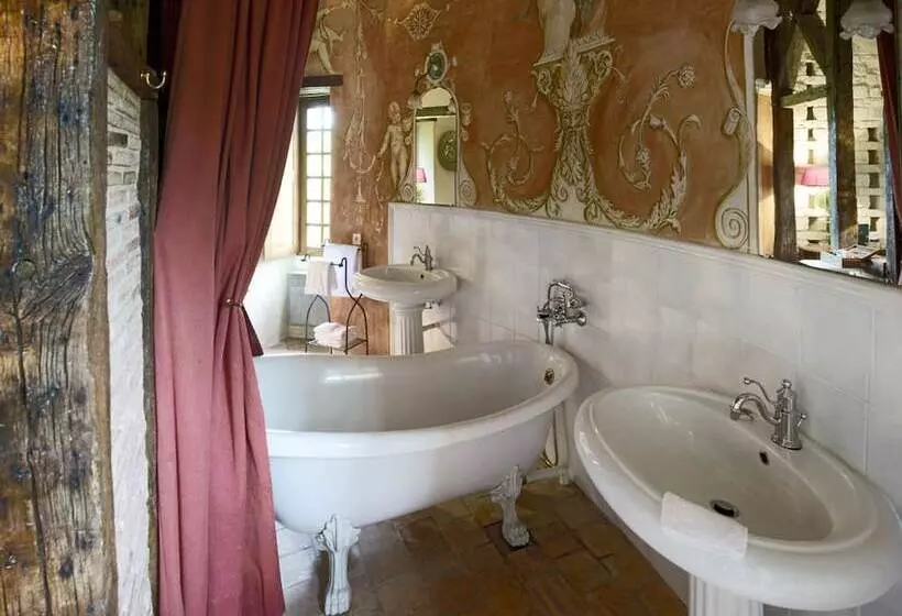 Отель Domaine De Brou