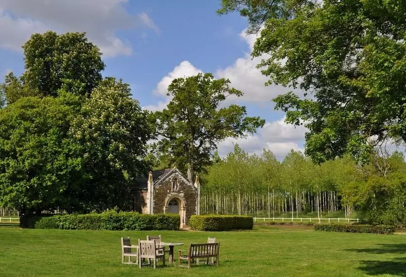 Отель Chateau Des Briottieres