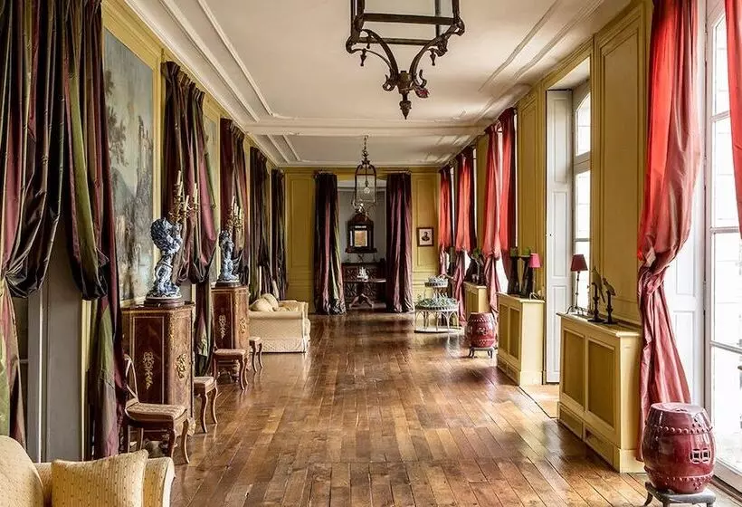 Отель Chateau Des Briottieres