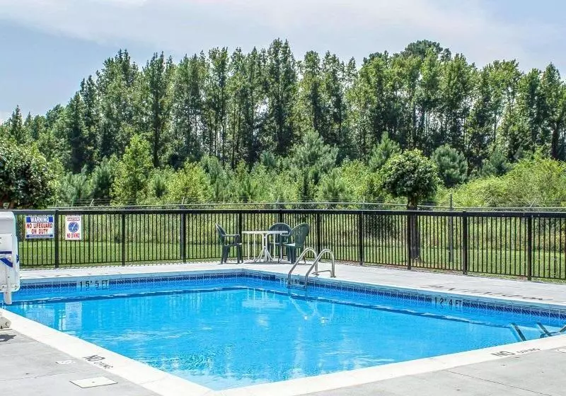 酒店 Comfort Inn Dunn Near I95