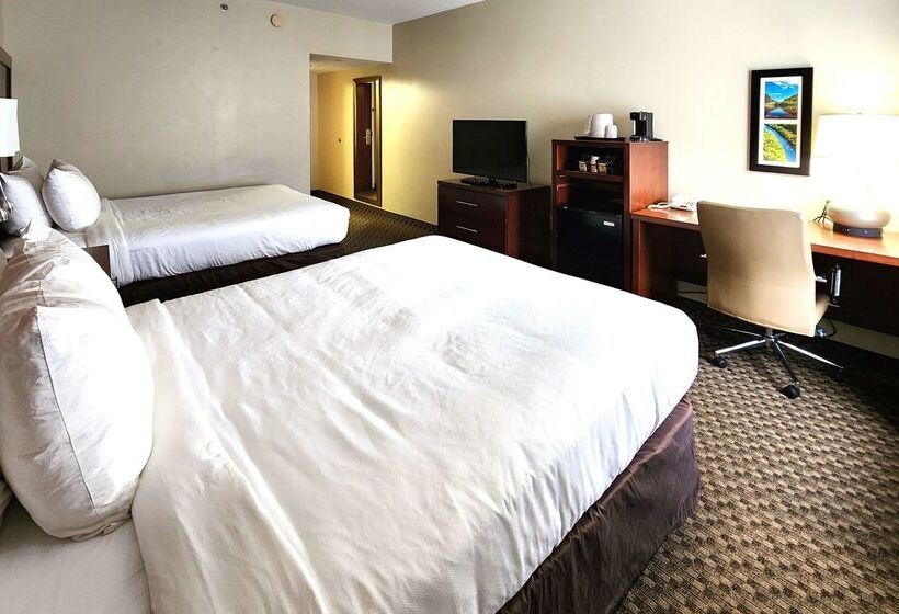 ホテル Comfort Inn & Suites Near Pocono Mountains