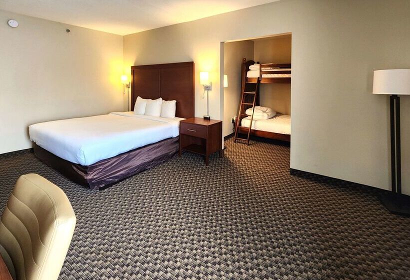 ホテル Comfort Inn & Suites Near Pocono Mountains