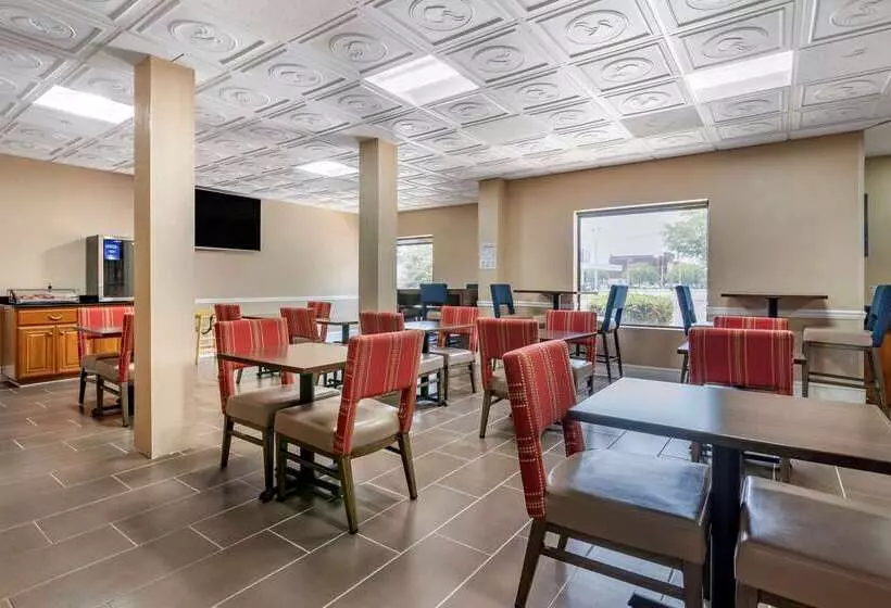 호텔 Comfort Inn & Suites Statesboro University Area