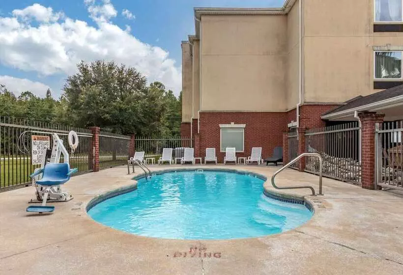 호텔 Comfort Inn & Suites Statesboro University Area