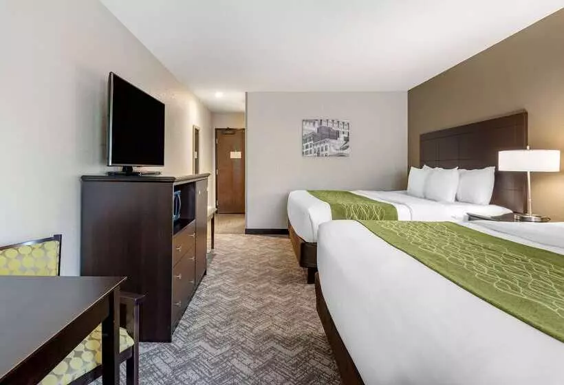 호텔 Comfort Inn & Suites Tualatin  Lake Oswego South