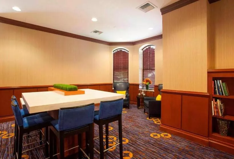 Otel Courtyard Boston Copley Square