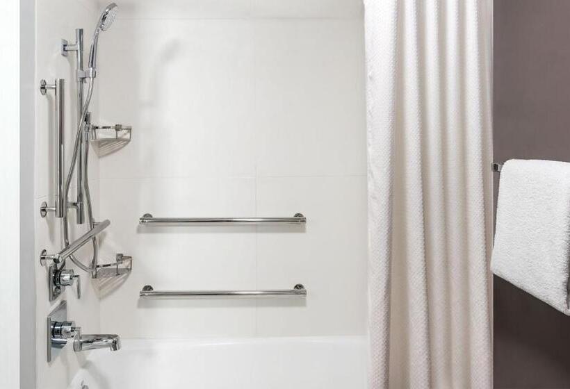 فندق Courtyard By Marriott Charlotte Ballantyne