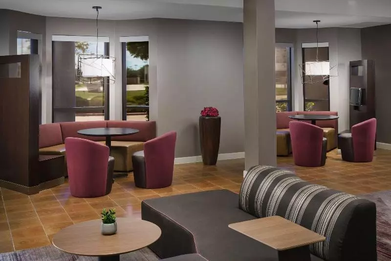 ホテル Courtyard By Marriott Dallas Lewisville
