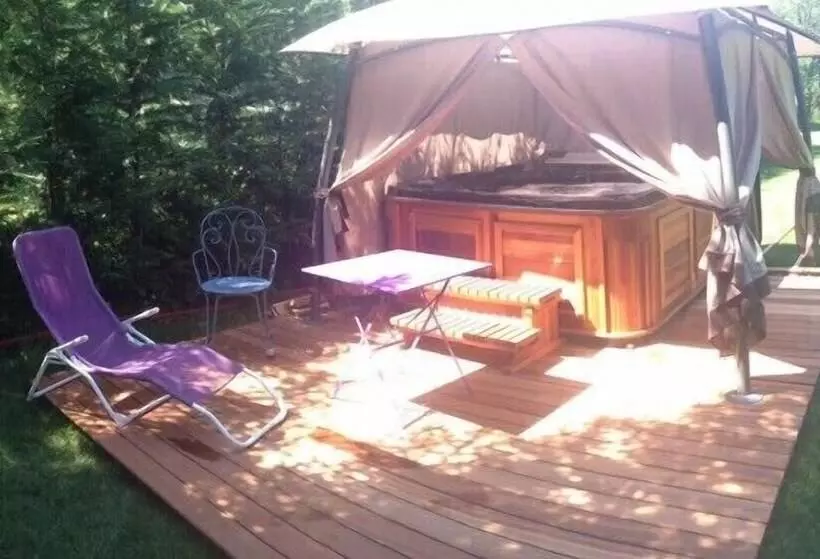 Отель De Lorraine