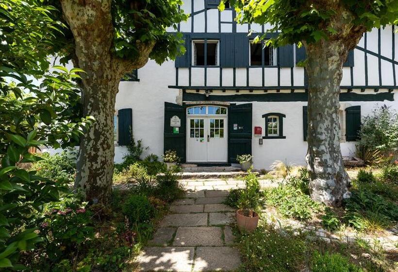 فندق Domaine De Bassilour