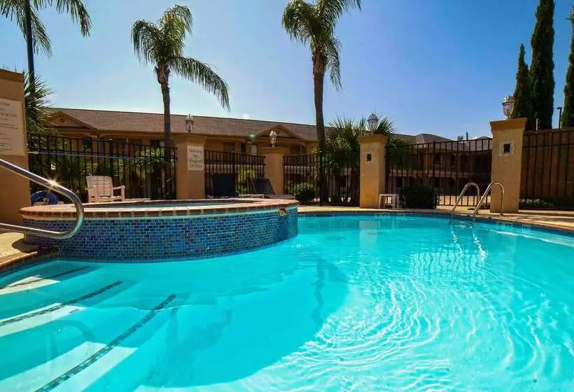 Отель Econo Lodge Inn & Suites Corpus Christi