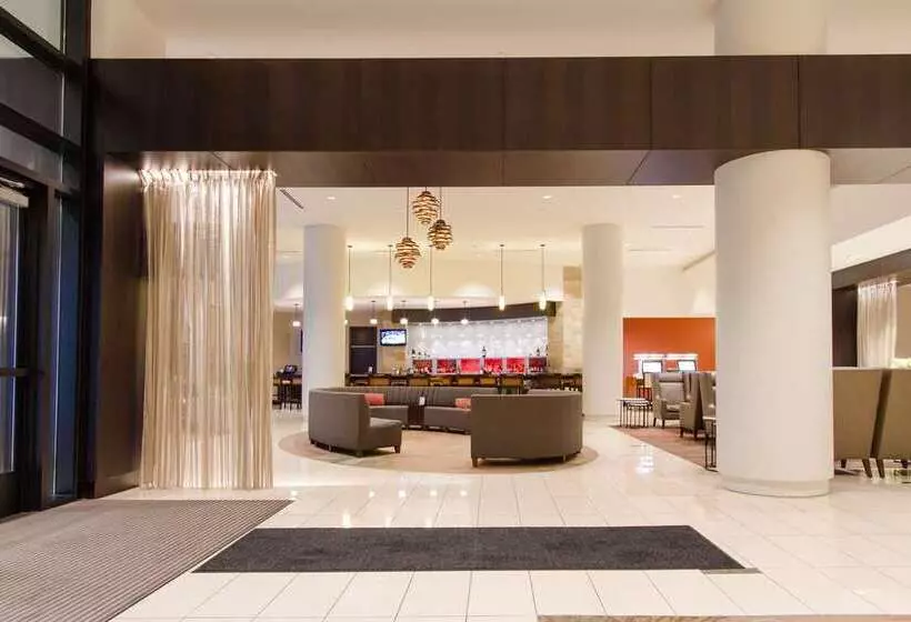 Отель Hilton Albany