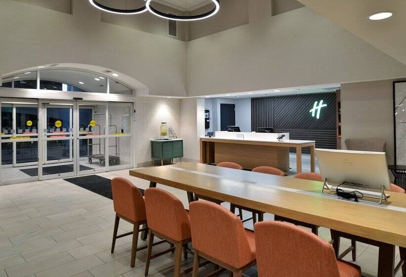 Holiday Inn Hotel & Suites Overland Park Convention Center By Ihg