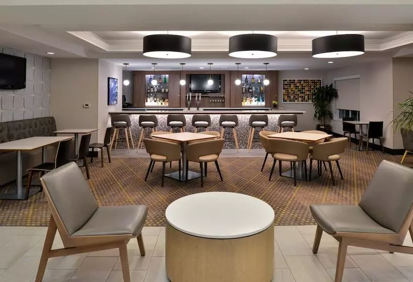 Holiday Inn Hotel & Suites Overland Park   Convention Center By Ihg