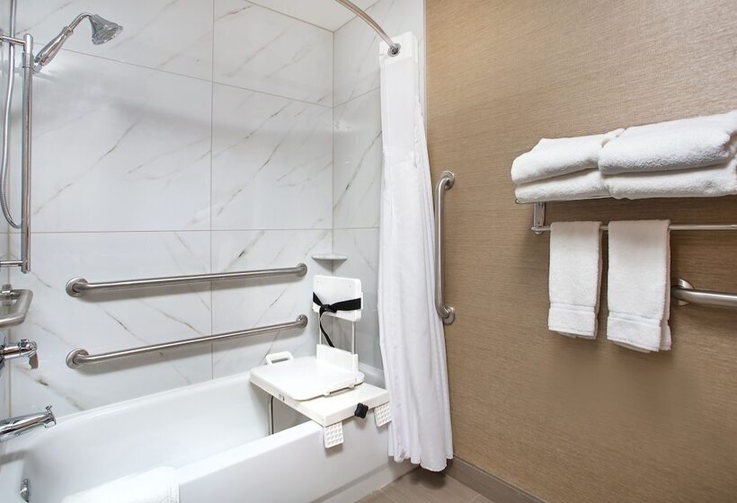 فندق Holiday Inn Express Berea, An Ihg