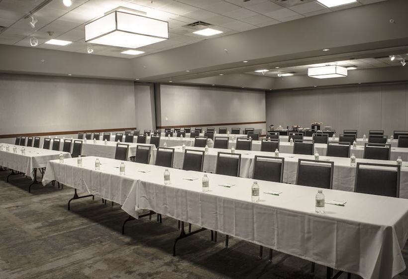 فندق Holiday Inn Fargo, An Ihg