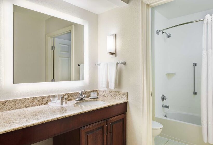 בית מלון כפרי Homewood Suites By Hilton Baton Rouge