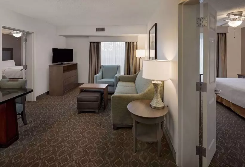 هتل Homewood Suites By Hilton Orlandomaitland