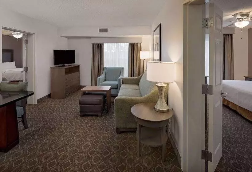 هتل Homewood Suites By Hilton Orlandomaitland