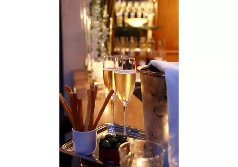 酒店 Hostellerie De L Abbaye De La Celle Teritoria