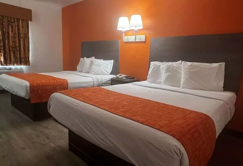 Отель Howard Johnson By Wyndham Galveston