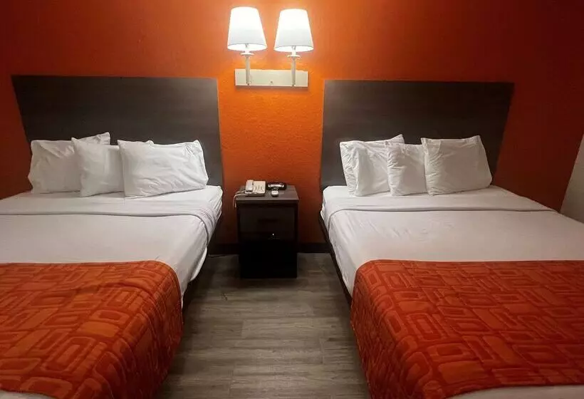 Отель Howard Johnson By Wyndham Galveston