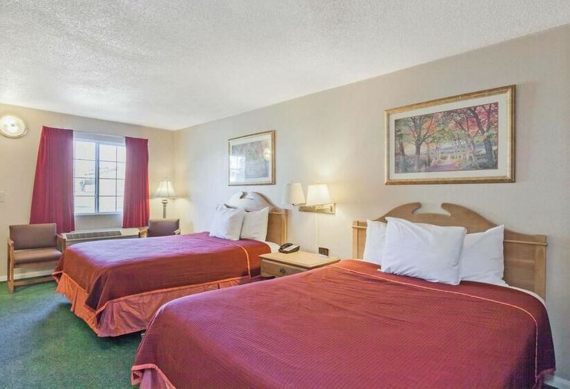 Szálloda Howard Johnson By Wyndham Bakersfield