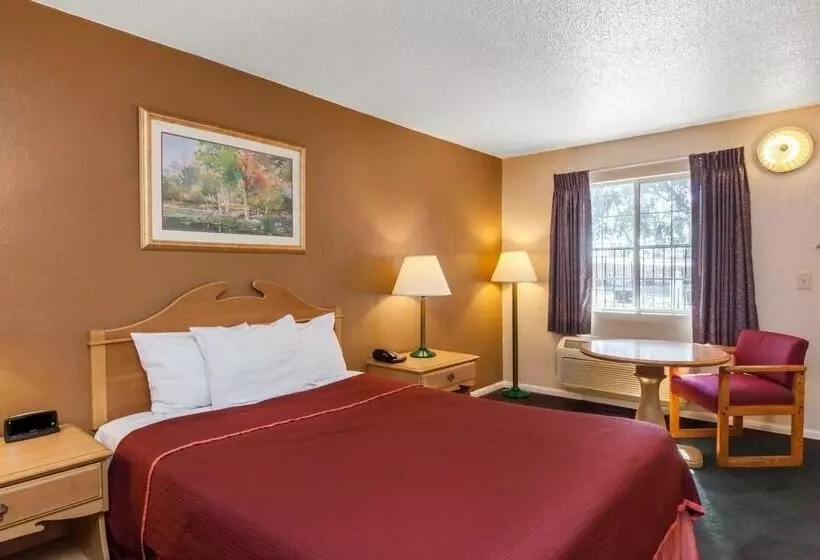 酒店 Howard Johnson By Wyndham Bakersfield