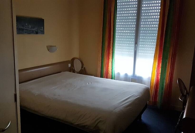 Отель Le Bretagne