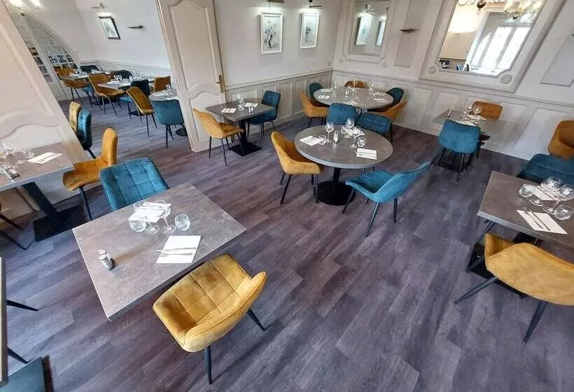 בית מלון כפרי Logis Hôtels Hôtel Et Restaurant Le Lion D Or