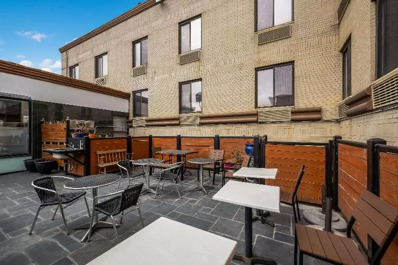 酒店 Quality Inn Jfk Airport Rockaway Blvd