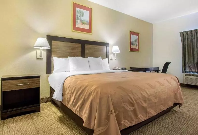 בית מלון כפרי Quality Inn Surfside Myrtle Beach