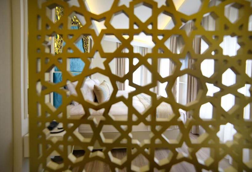 Great Fortune Design Hotel & Spa