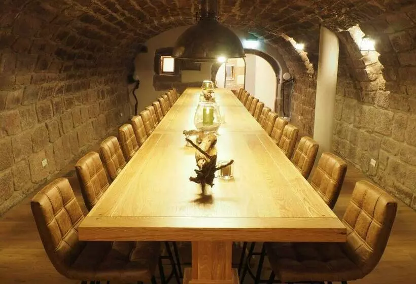 Aamiaismajoitus (B&B) Lauras Weinherberge