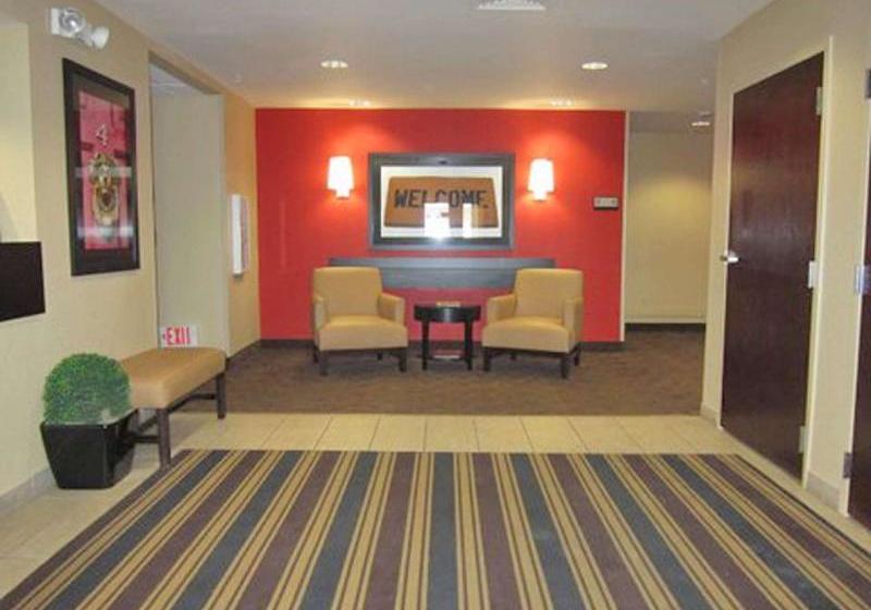 Отель Suburban Extended Stay  South