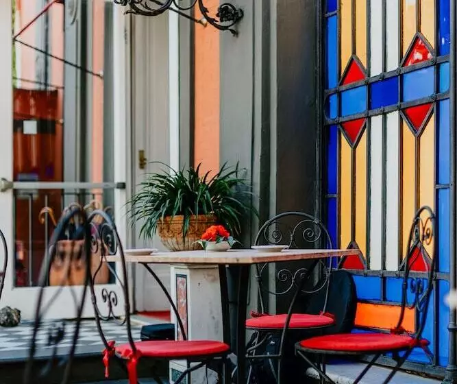 هتل Costantinopoli 104