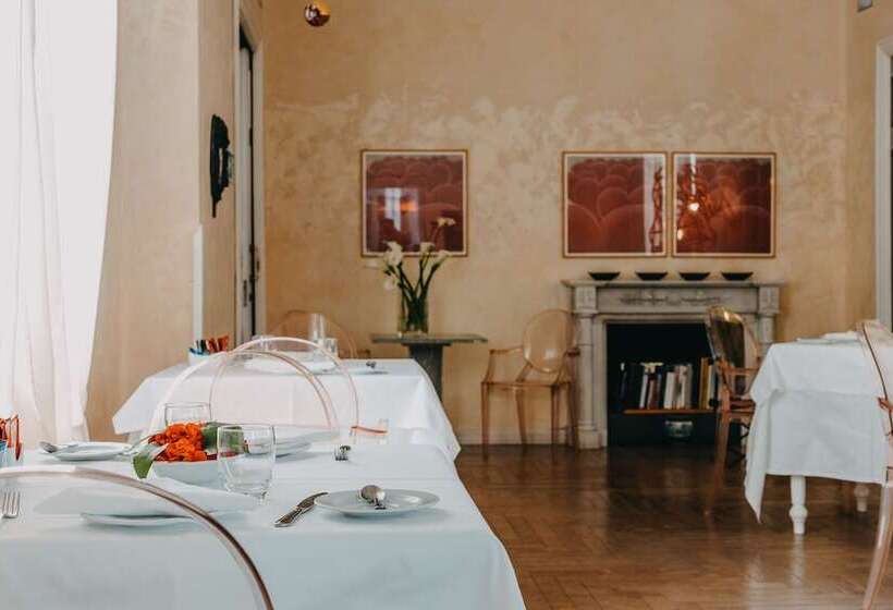 هتل Costantinopoli 104