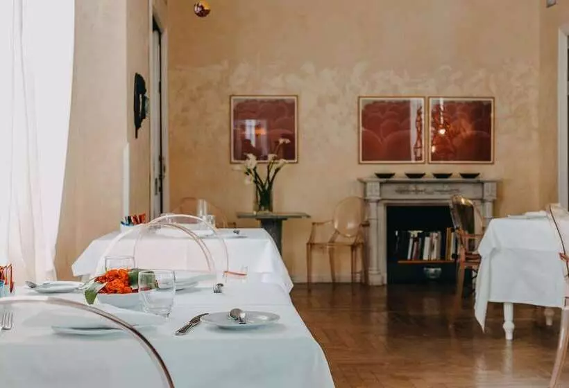 هتل Costantinopoli 104