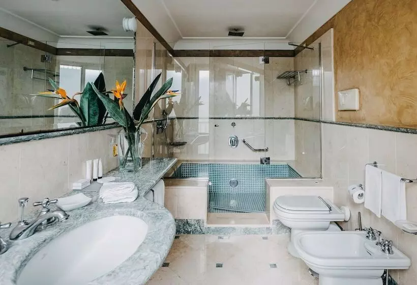 هتل Costantinopoli 104