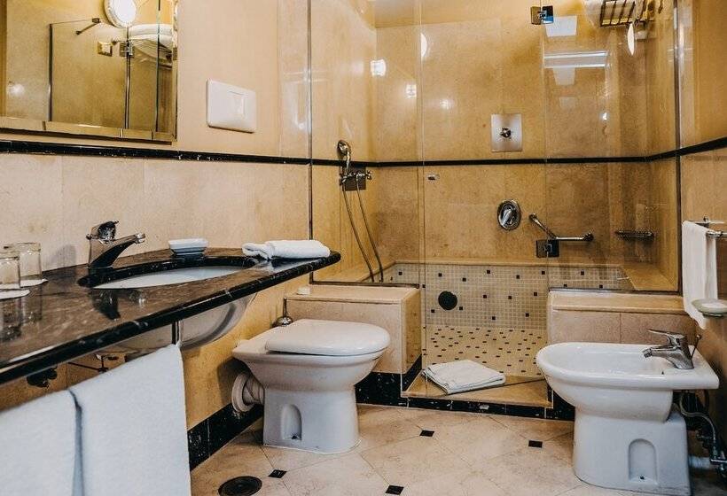 هتل Costantinopoli 104