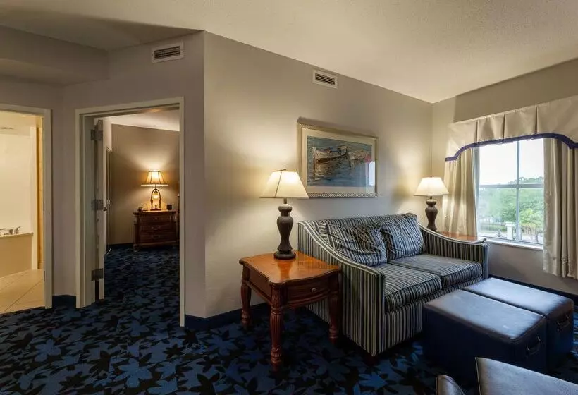 هتل Hampton Inn & Suites Jacksonville Deerwood Park