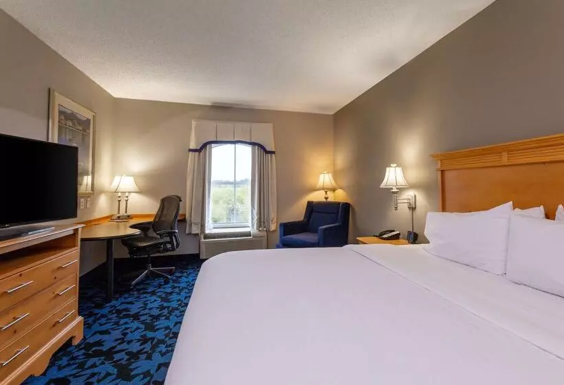 هتل Hampton Inn & Suites Jacksonville Deerwood Park