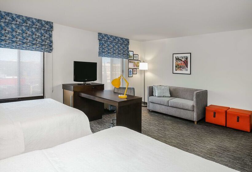 ホテル Hampton Inn & Suites San Marcos